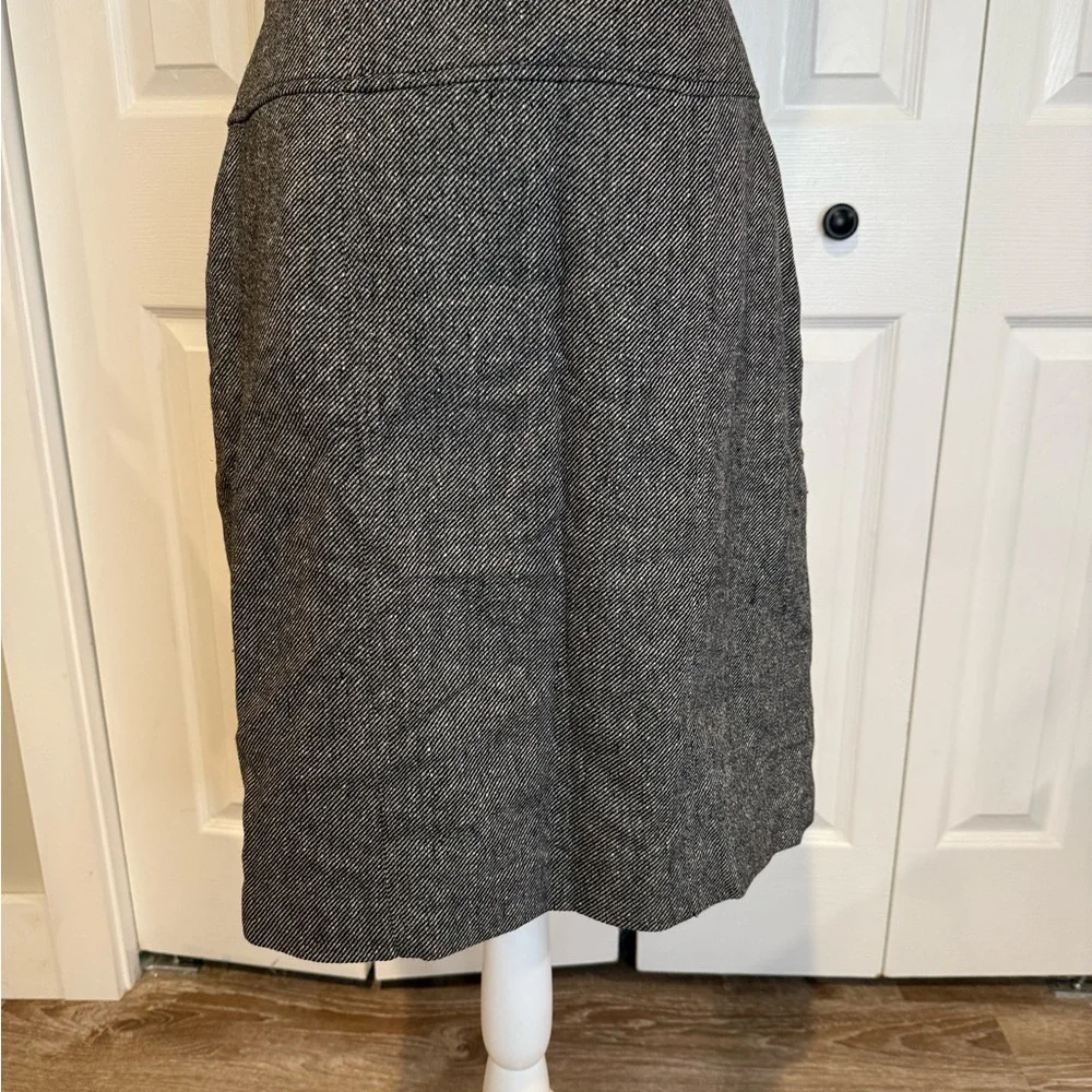Banana Republic, Gray Tweed Pencil Skirt Size 10